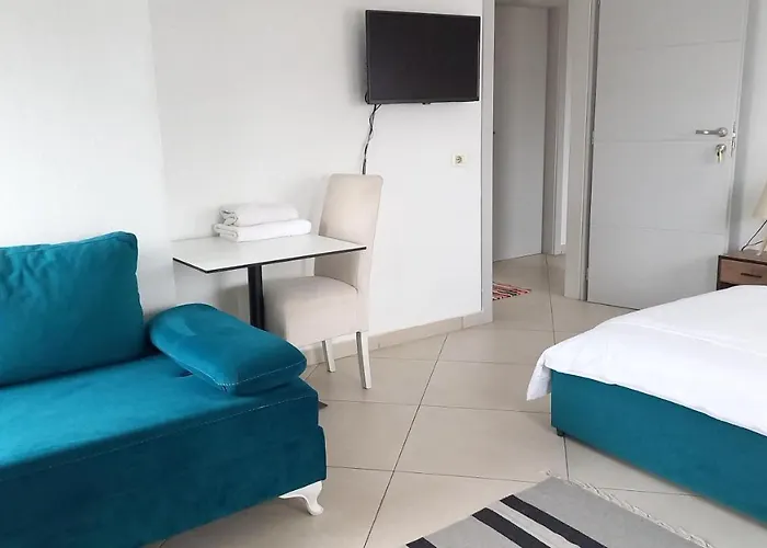 Bela Guest house
